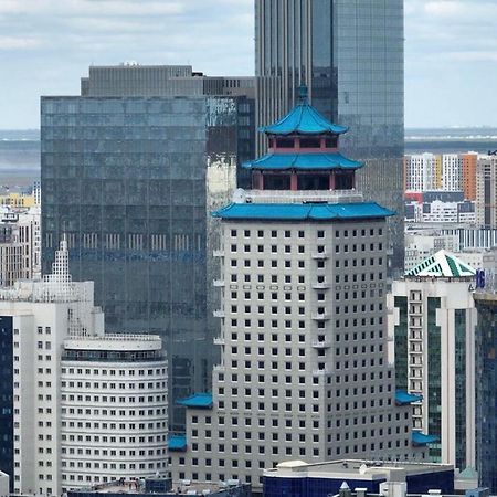 Beijing Palace Soluxe Hotel Astana Ngoại thất bức ảnh The building in 2011