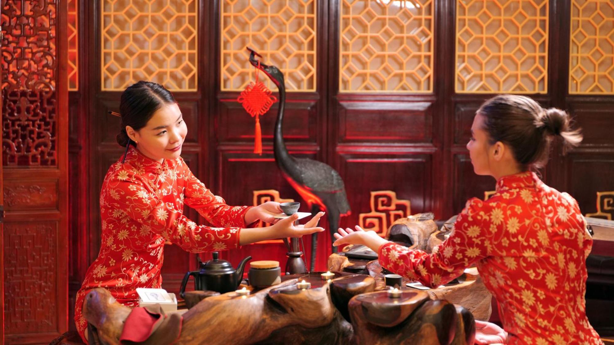 Beijing Palace Soluxe Hotel Astana Ngoại thất bức ảnh Tea ceremony