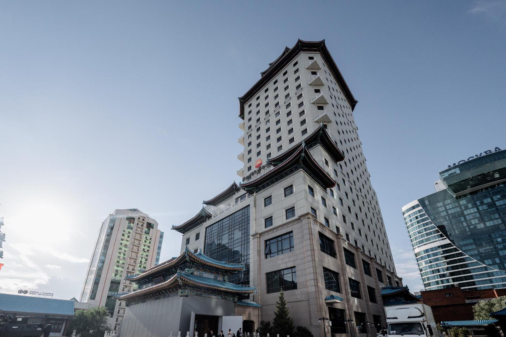 Beijing Palace Soluxe Hotel Astana Ngoại thất bức ảnh The hotel in 2019
